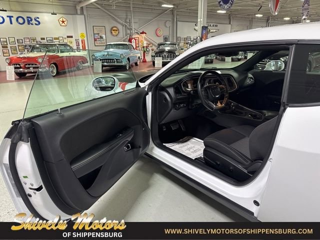Used 2019 Dodge Challenger SRT Hellcat Redeye RWD image 13
