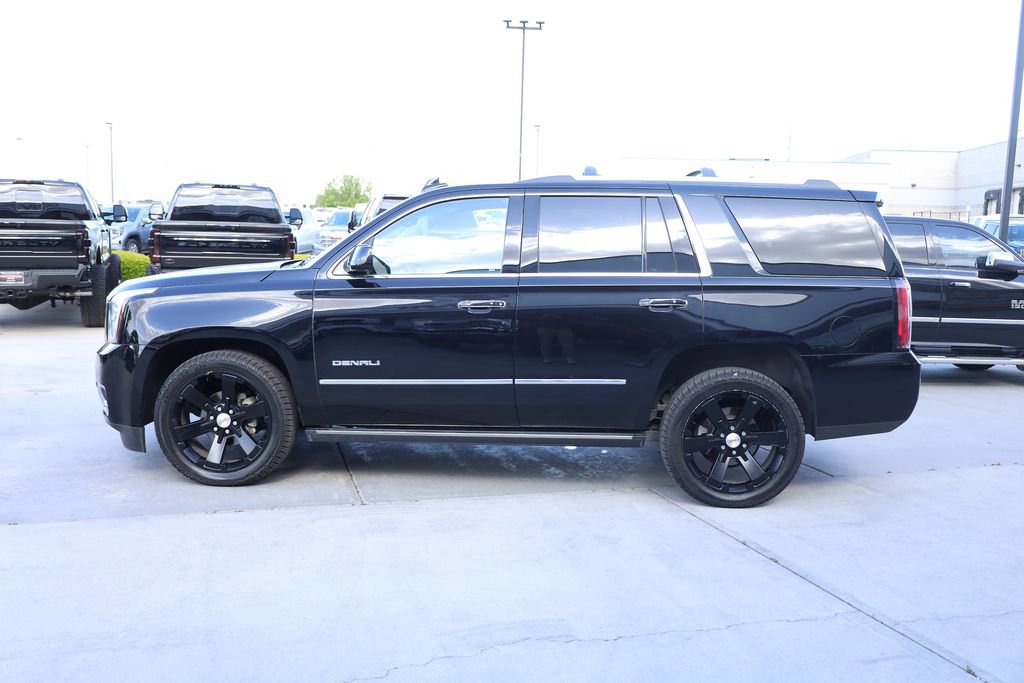 Used 2017 GMC Yukon Denali w/ Enhanced Security Package AWD/4WD image 3