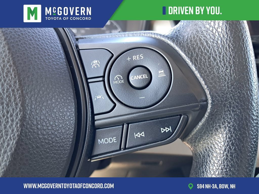Used 2024 Toyota Corolla LE w/ LE Convenience Package FWD image 32