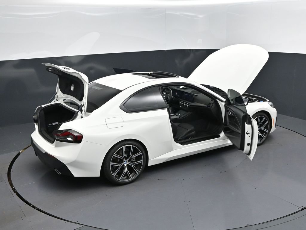 Certified 2024 BMW 230i Coupe w/ Premium Package image 47
