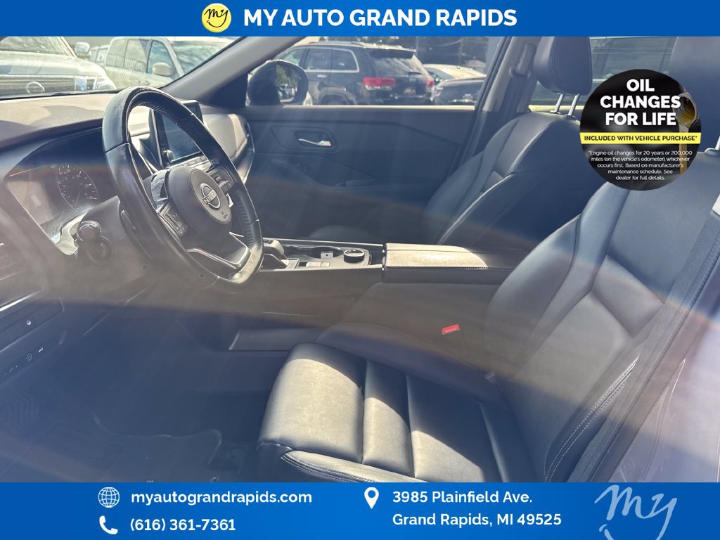 Used 2023 Nissan Rogue SV w/ SV Premium B Package AWD/4WD image 9