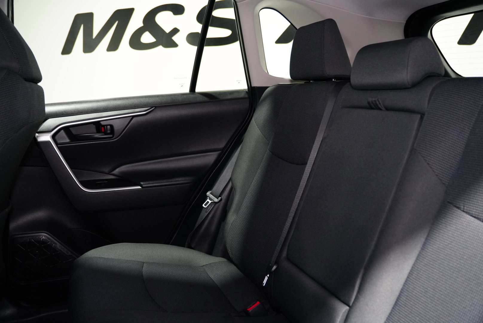 Used 2024 Toyota RAV4 LE image 18