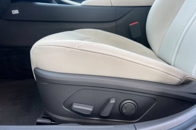 Used 2025 Hyundai Sonata SEL FWD image 13