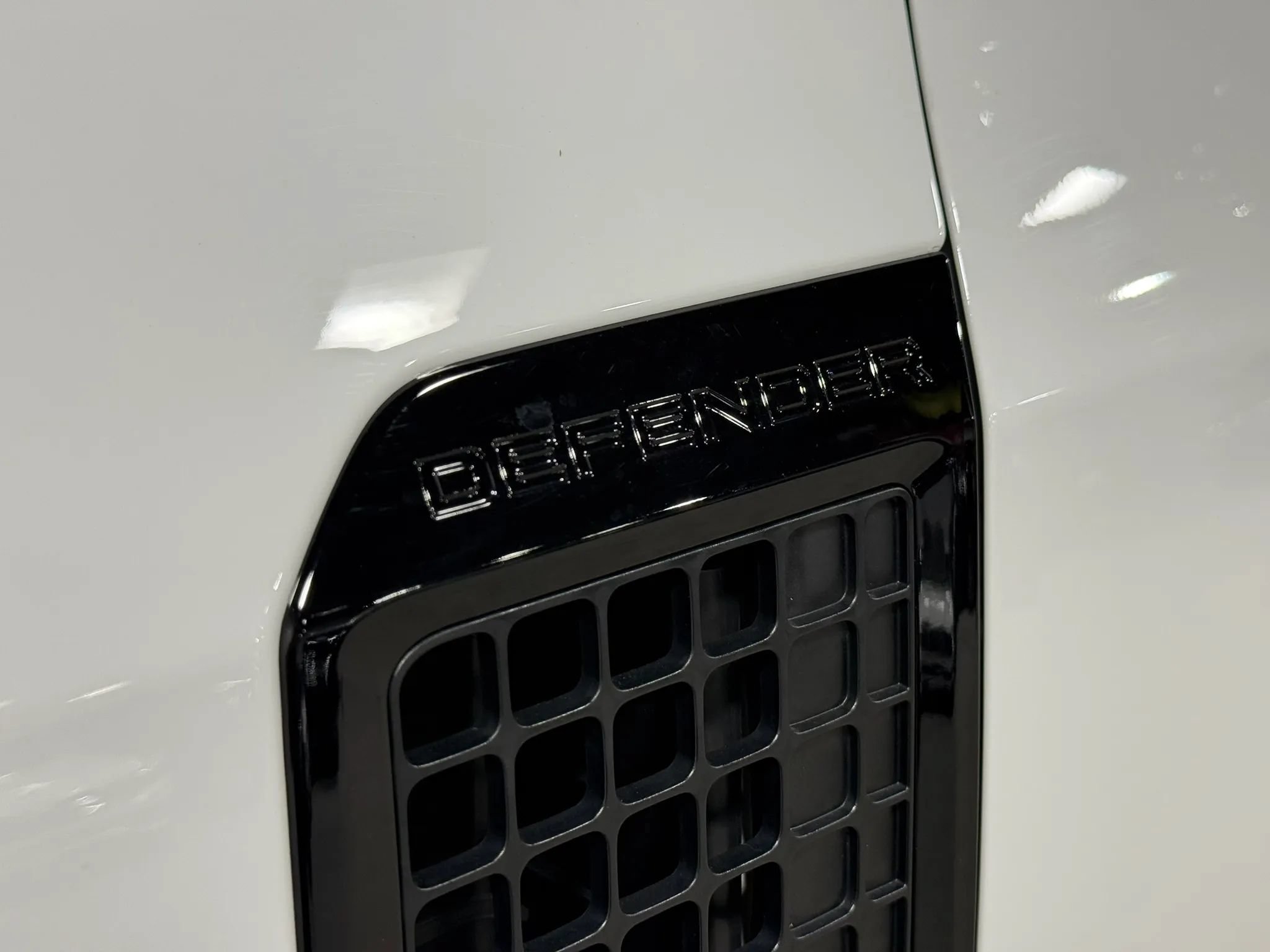 Used 2020 Land Rover Defender 110 S AWD/4WD image 78