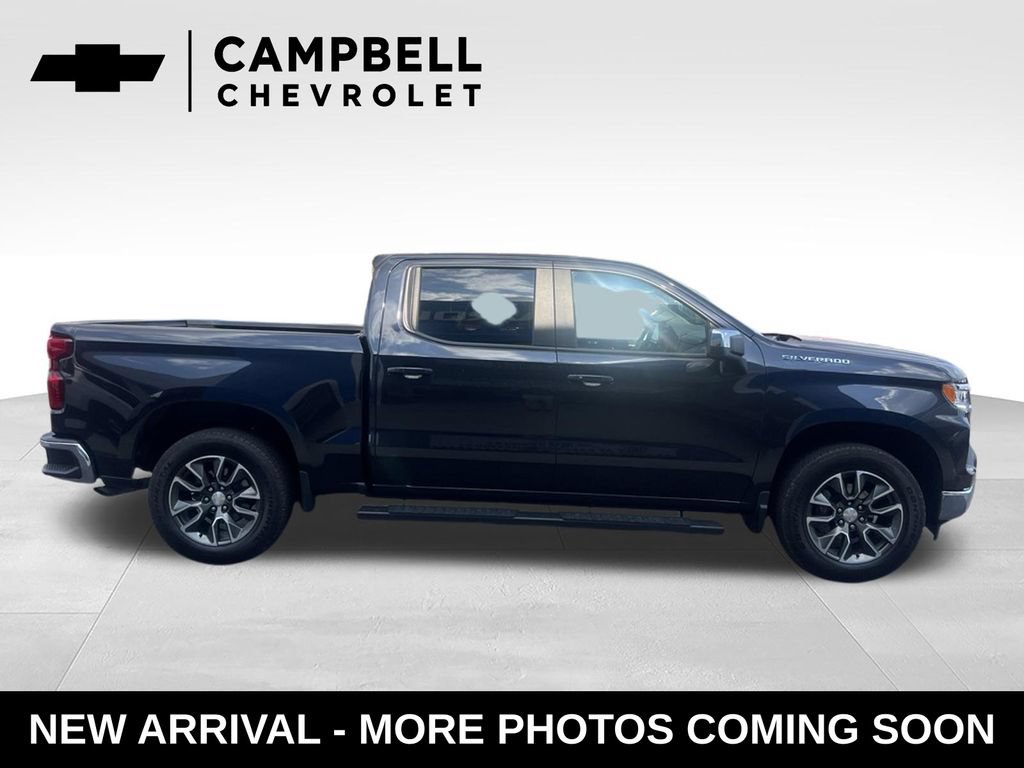 Used 2023 Chevrolet Silverado 1500 LT AWD/4WD image 6