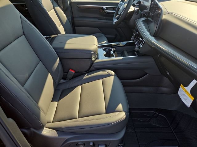 New 2025 Chevrolet Suburban Z71 w/ Z71 Off-Road Package image 29