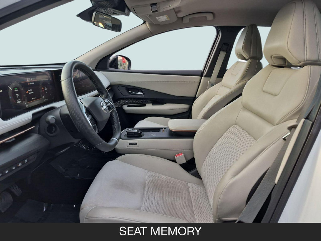Used 2024 Nissan Ariya FWD image 14