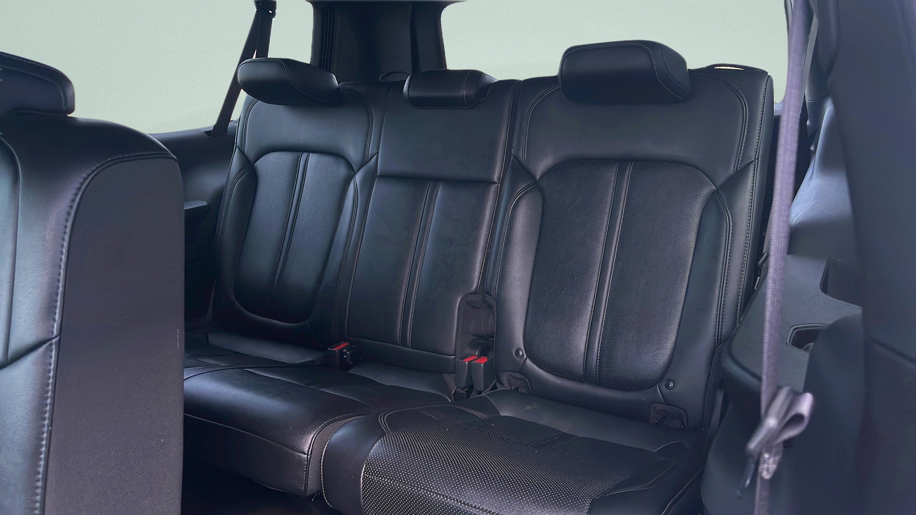 Used 2024 Jeep Wagoneer L Series III w/ Flexible Seating Group image 25