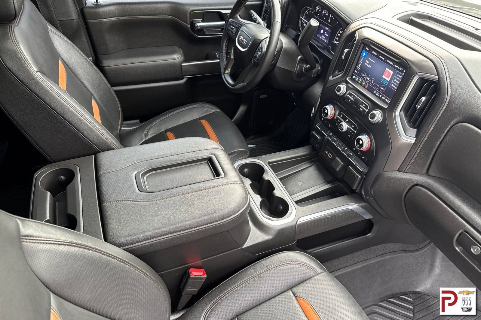 Certified 2022 GMC Sierra 1500 AT4 w/ AT4 Preferred Package image 17