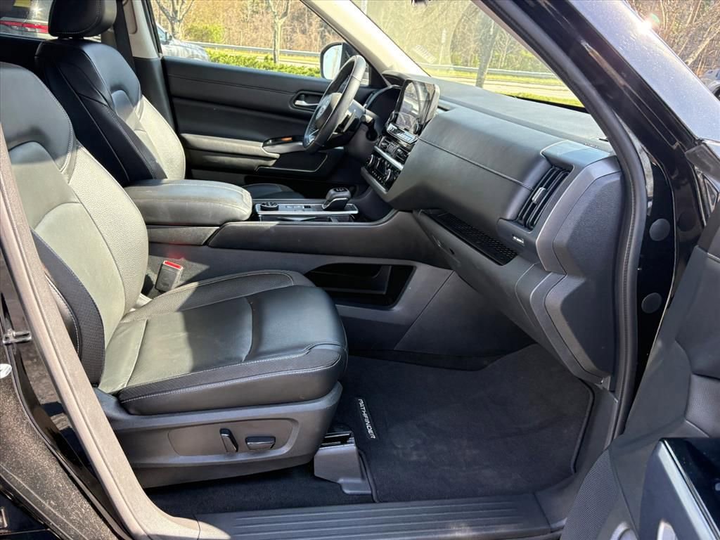 Certified 2022 Nissan Pathfinder SL image 18