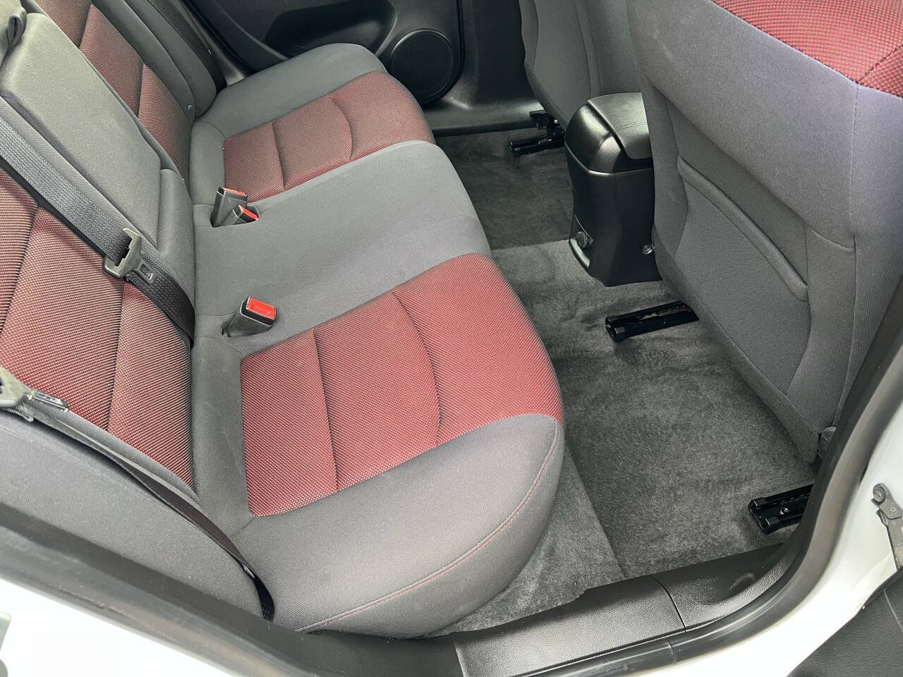 Used 2014 Chevrolet Cruze LT FWD image 11