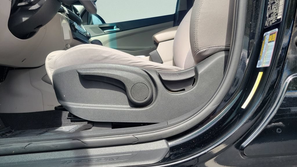 Used 2019 Hyundai Tucson SE FWD image 19