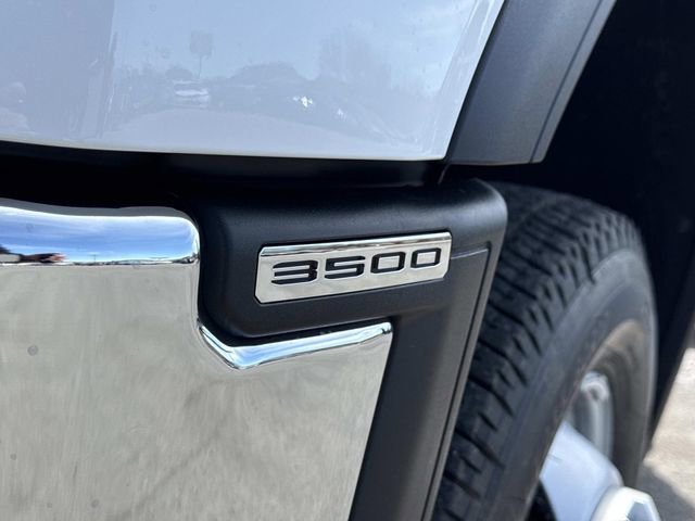 New 2026 GMC Sierra 3500 Pro w/ Convenience Package image 8