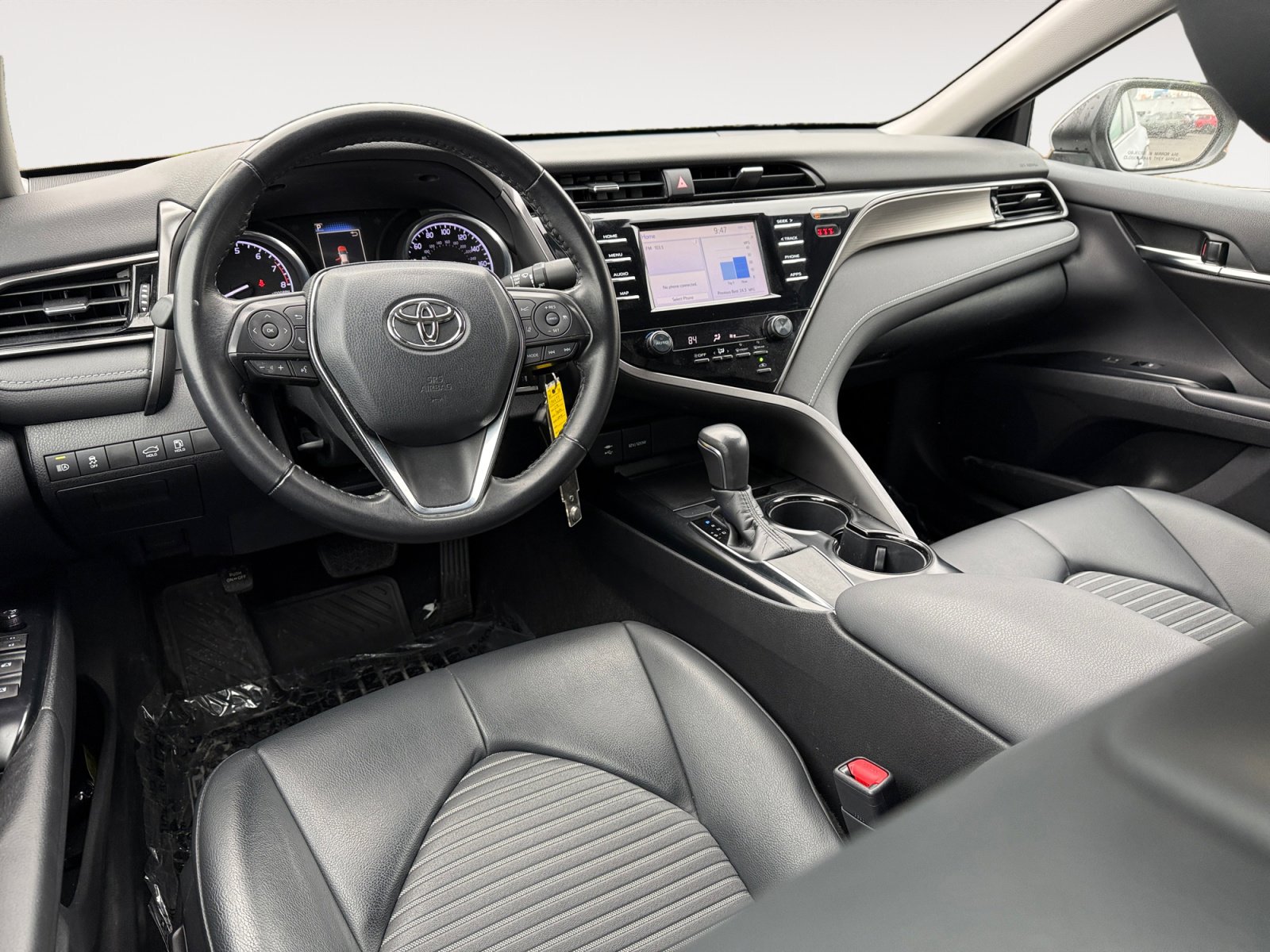 Used 2019 Toyota Camry SE image 15