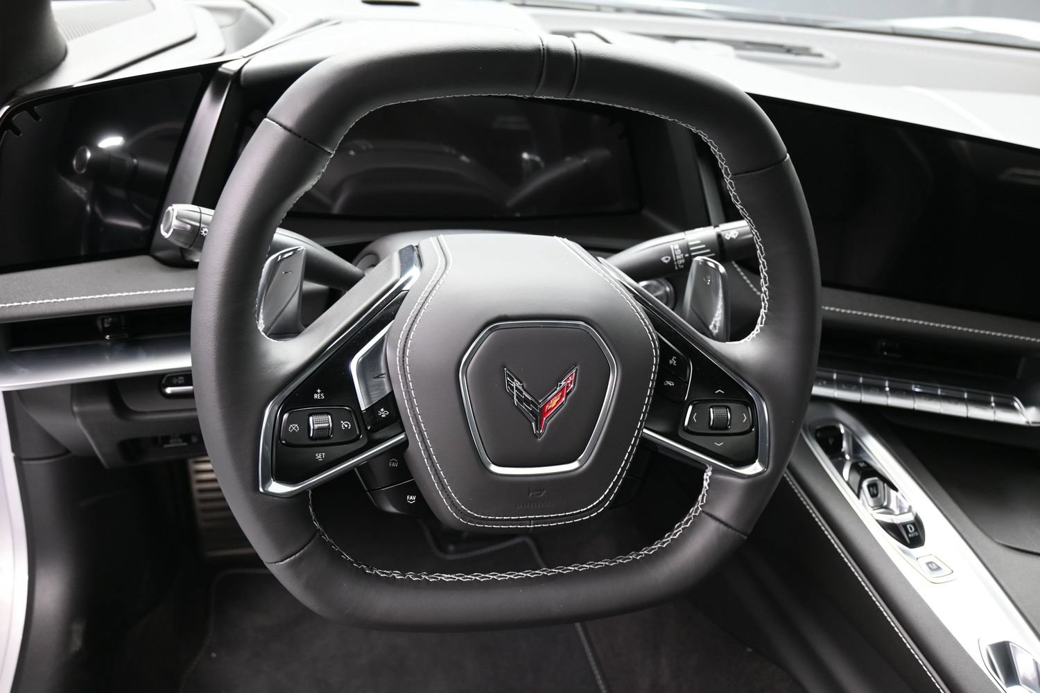 Used 2026 Chevrolet Corvette Stingray Convertible w/ Battery Protection Package RWD image 13