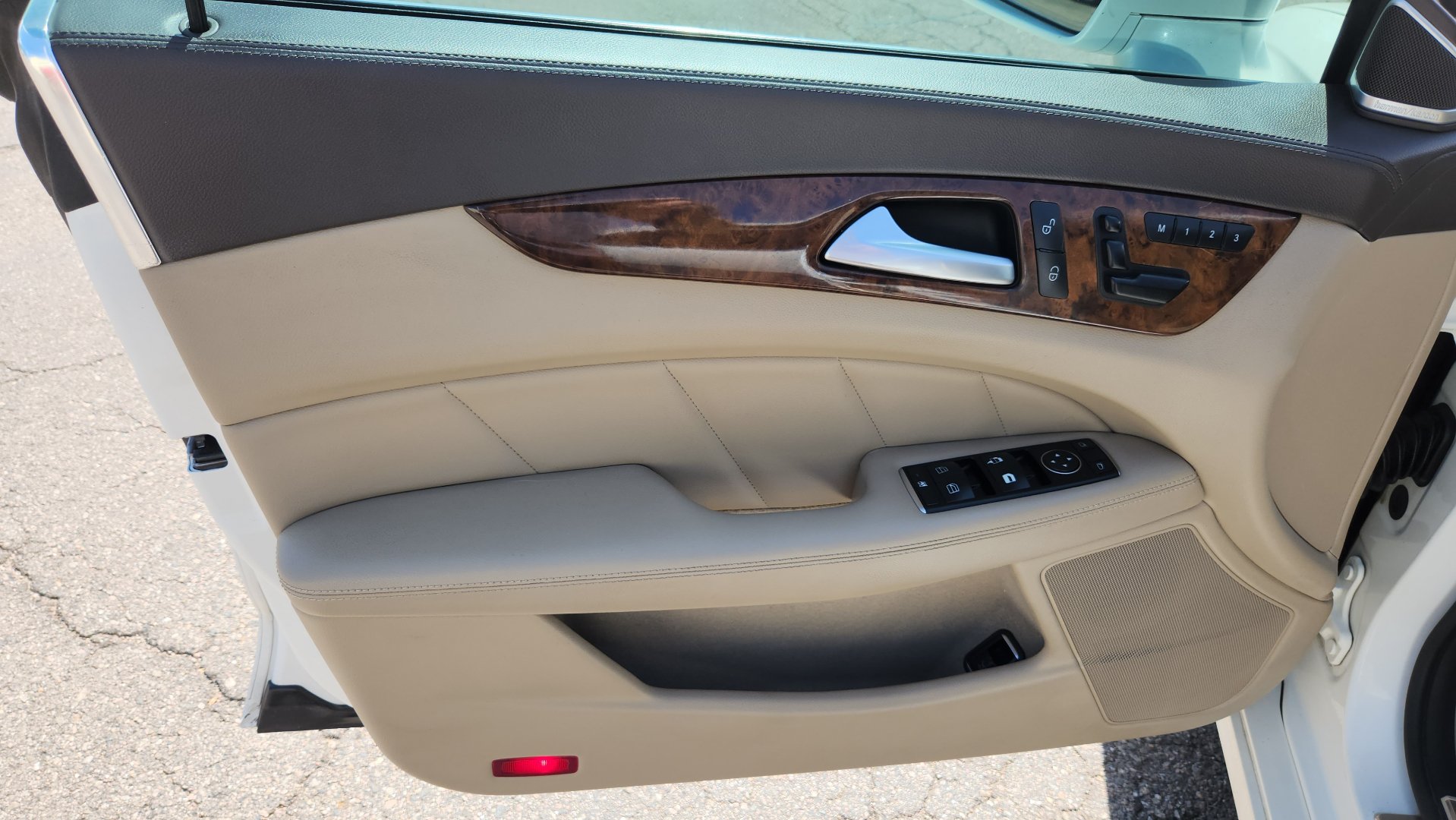Used 2014 Mercedes-Benz CLS 550 image 12