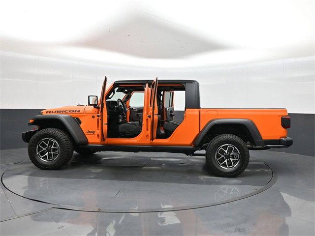 New 2025 Jeep Gladiator Rubicon w/ Steel Bumper Group image 35