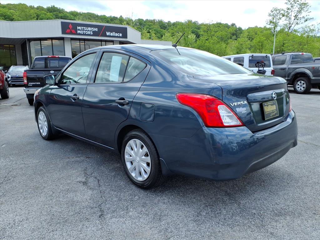 Used 2016 Nissan Versa S FWD image 7