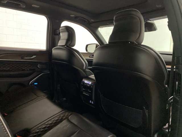 Used 2022 Jeep Grand Cherokee Summit image 20