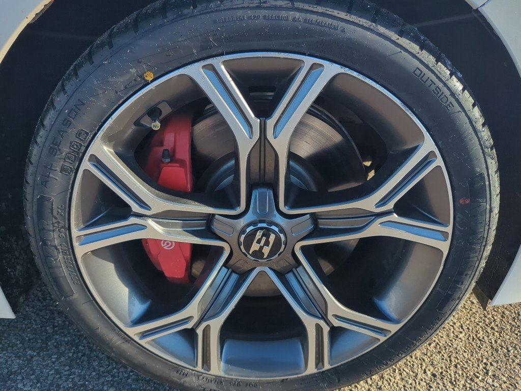 Used 2018 Kia Stinger GT2 image 24