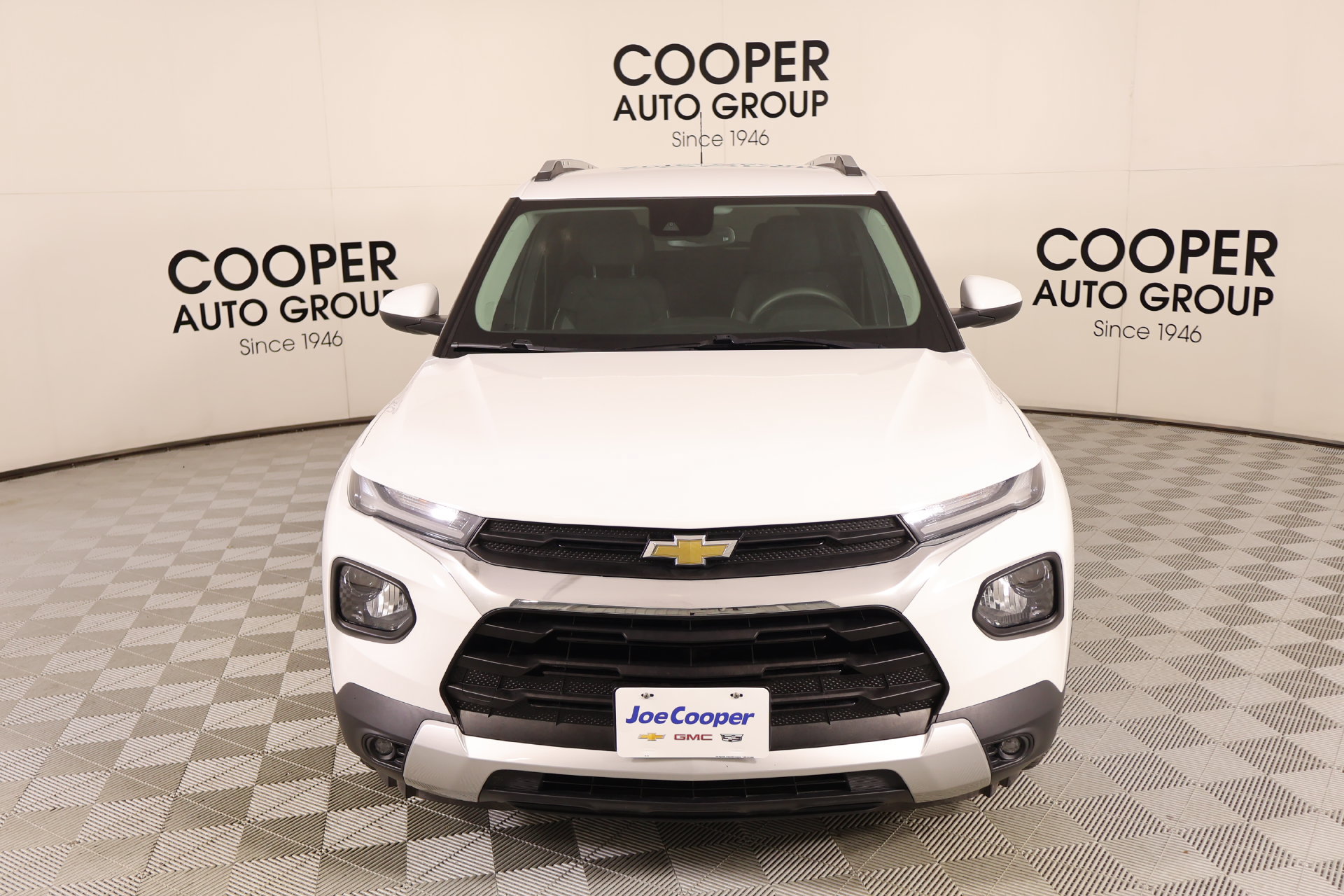 Used 2022 Chevrolet TrailBlazer LT w/ Convenience Package FWD image 9