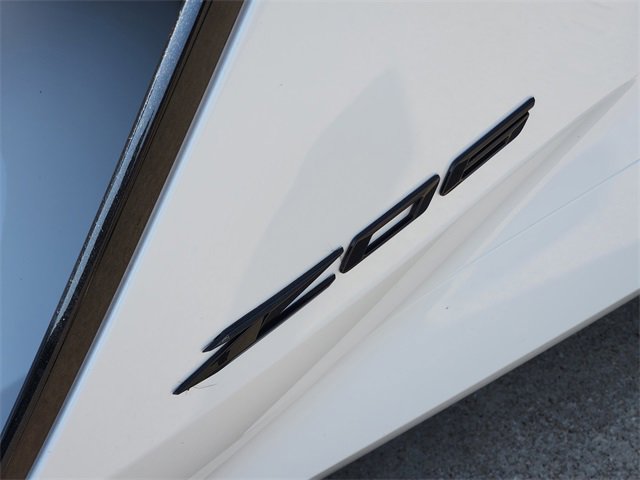 Used 2024 Chevrolet Corvette Z06 w/ Stealth Interior Trim Package RWD image 9