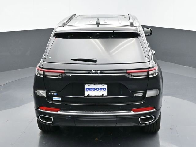 Used 2024 Jeep Grand Cherokee Overland w/ Advanced Protech Group III image 39