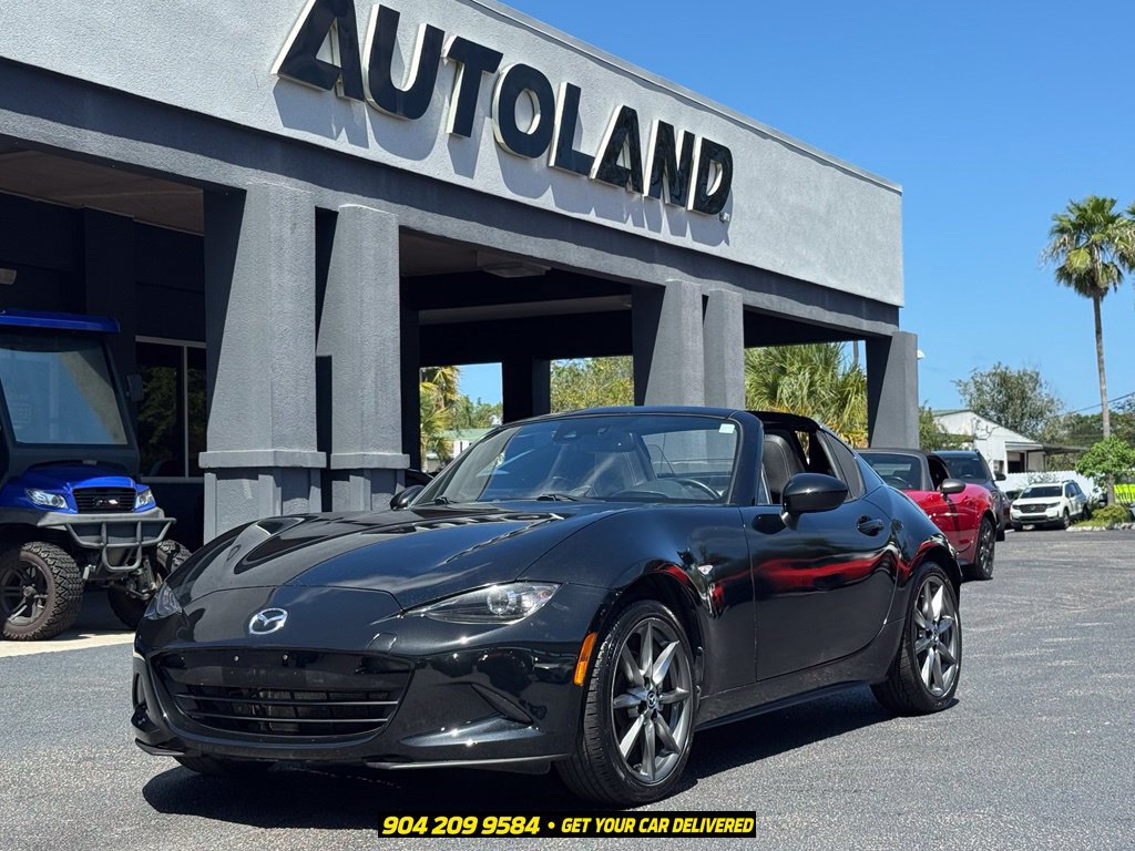 Used 2021 MAZDA MX-5 Miata RF Grand Touring RWD image 3