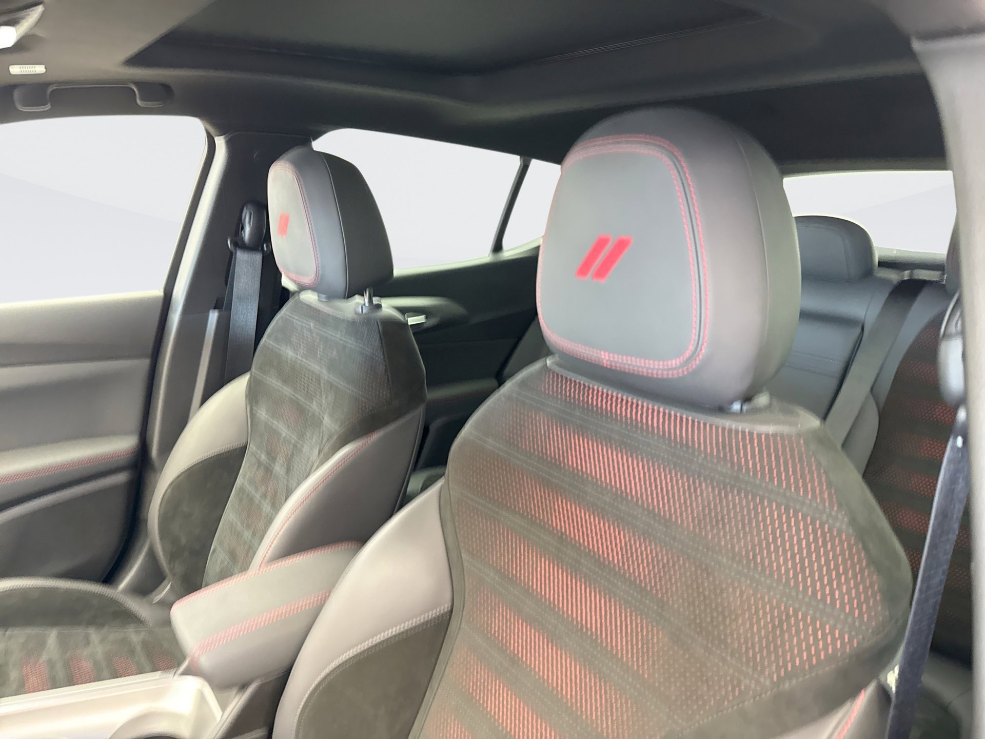 Used 2024 Dodge Hornet R/T Plus w/ Track Pack image 11