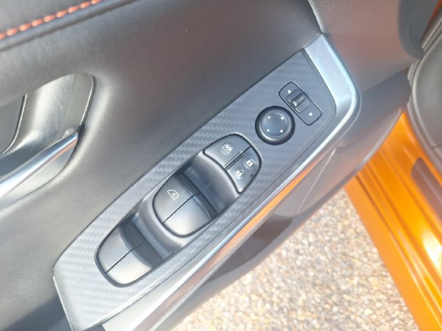 Certified 2024 Nissan Sentra SR FWD image 12