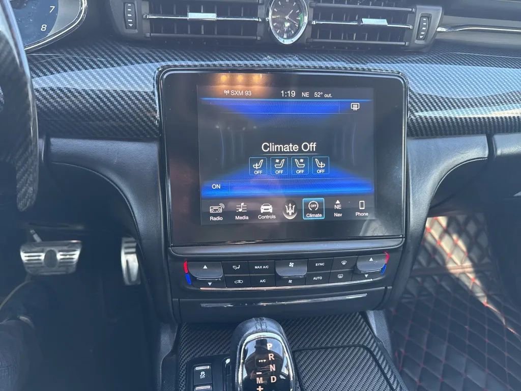 Used 2018 Maserati Quattroporte S GranSport Q4 AWD/4WD image 10