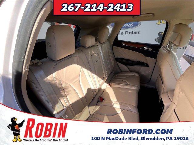 Used 2017 Lincoln MKC Select w/ Select Plus Package AWD/4WD image 23