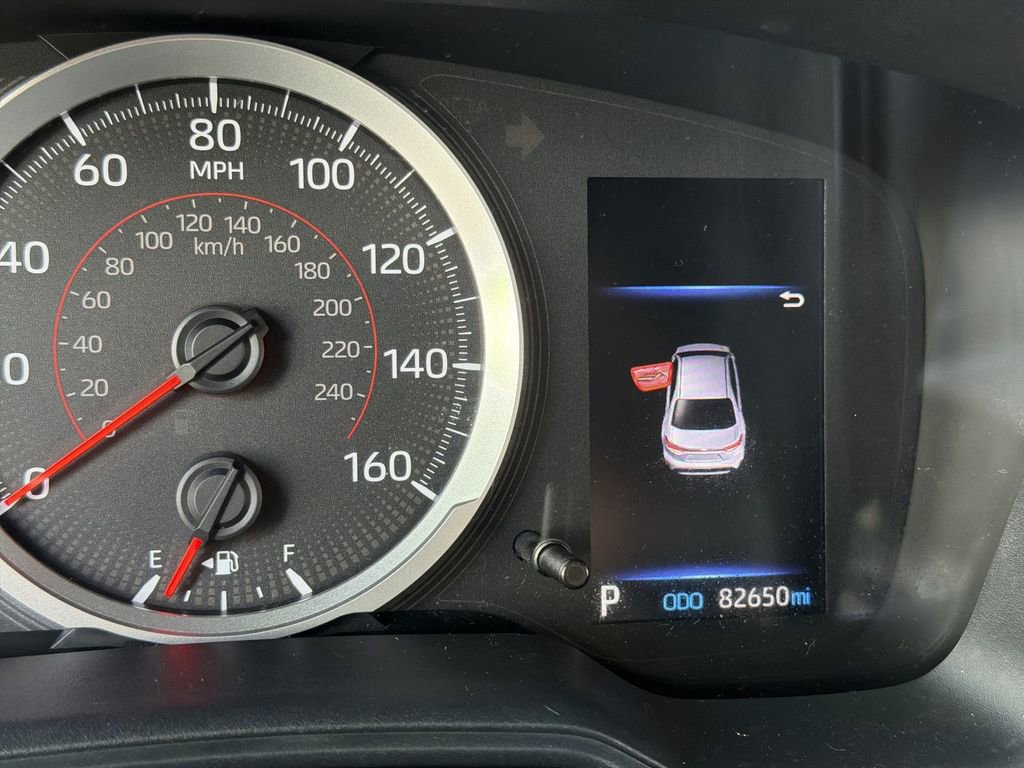 Used 2020 Toyota Corolla SE w/ Carpet Mat Package (TMS) FWD image 10