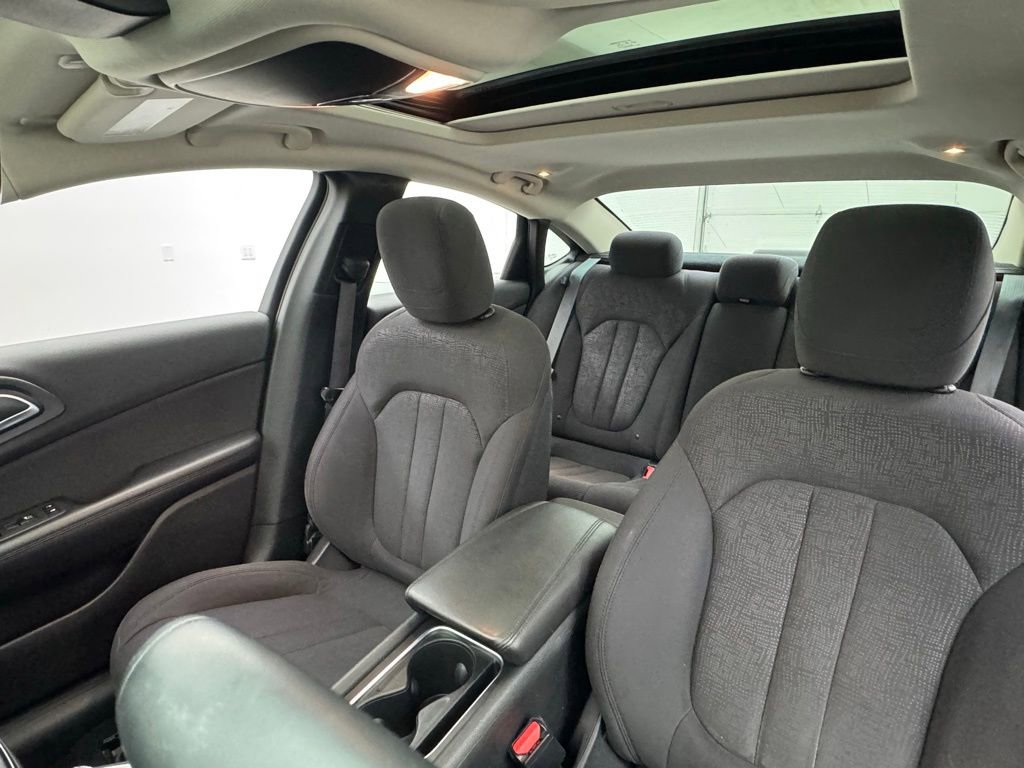 Used 2015 Chrysler 200 Limited w/ Convenience Group FWD image 13