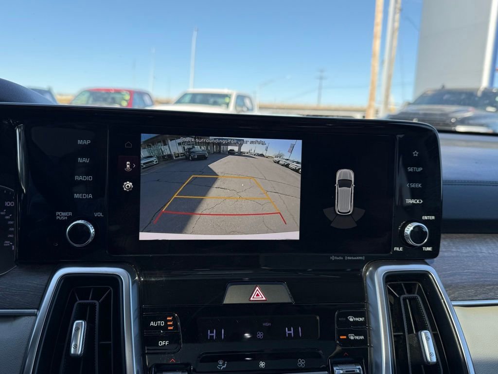 Used 2022 Kia Sorento EX w/ Panoramic Sunroof Package image 16