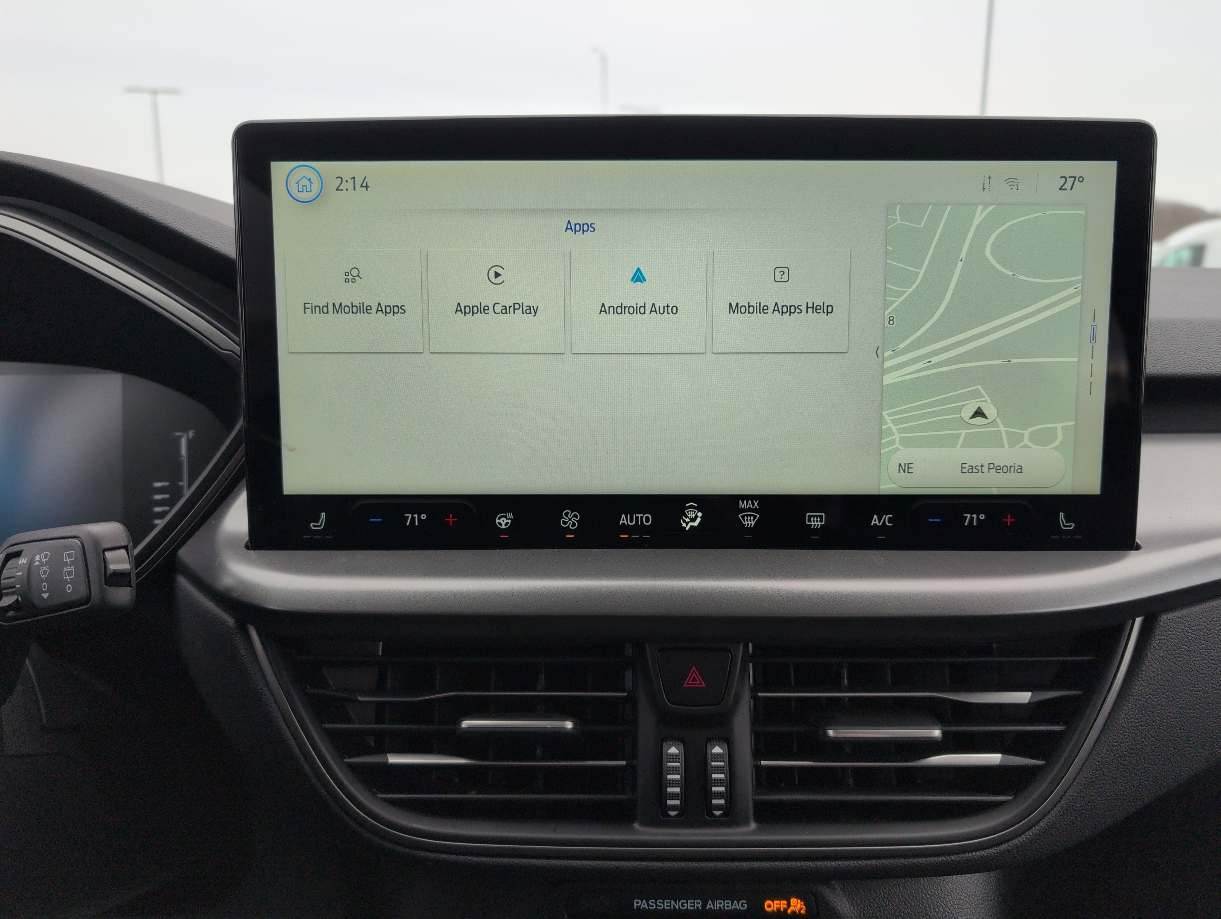 Used 2024 Ford Escape SE image 29