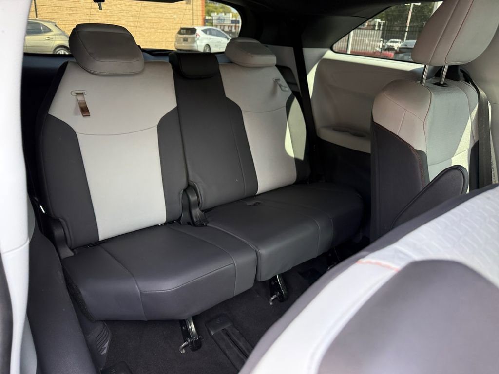 Certified 2022 Toyota Sienna XSE image 26