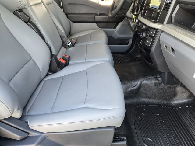 New 2026 Ford F550 4x4 Regular Cab Super Duty image 10
