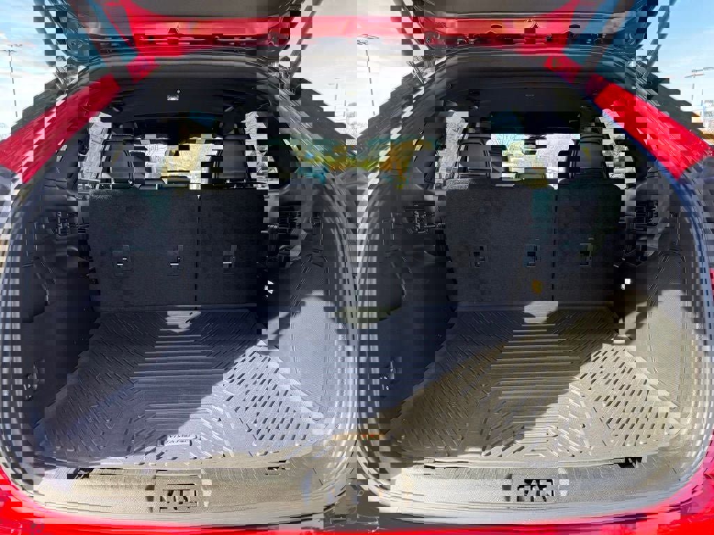 Certified 2022 Ford Edge ST image 26