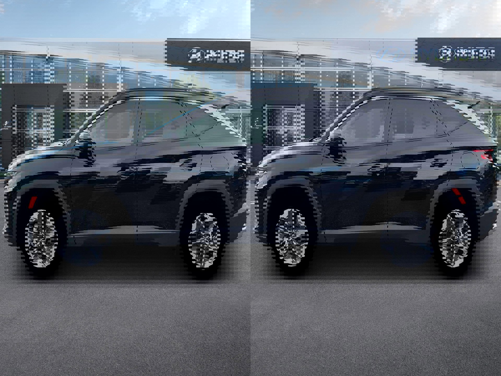 New 2026 Hyundai Tucson SEL image 3