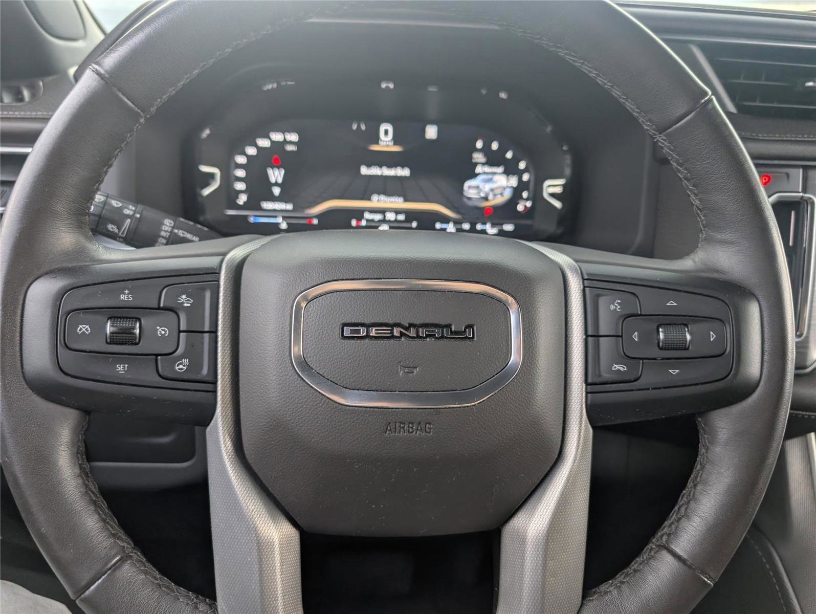 Used 2022 GMC Yukon Denali AWD/4WD image 28