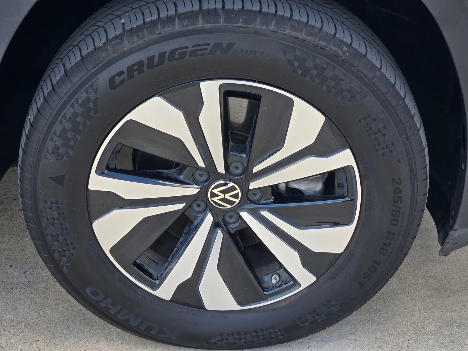 Used 2024 Volkswagen Atlas SE FWD image 7