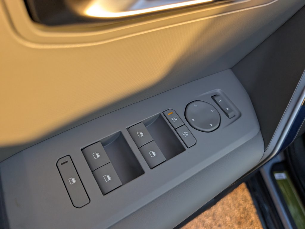 New 2027 Kia Seltos S FWD image 10