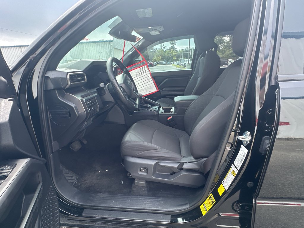 Used 2025 Toyota Tacoma SR5 RWD image 10