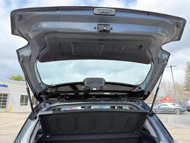 Used 2023 Hyundai Venue Limited w/ Cargo Package image 20