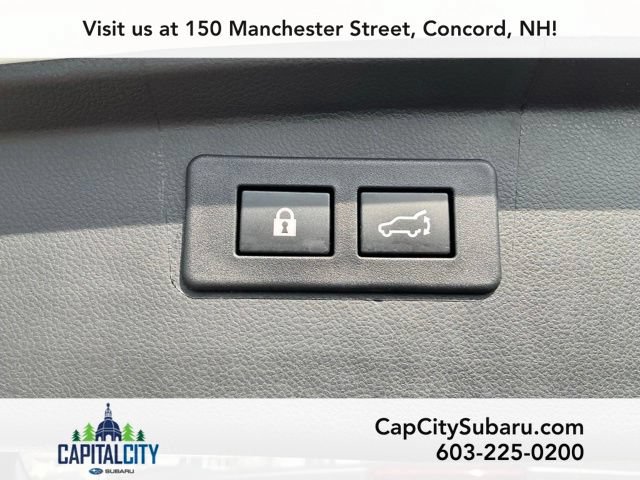 Used 2025 Subaru Outback Premium AWD/4WD image 8