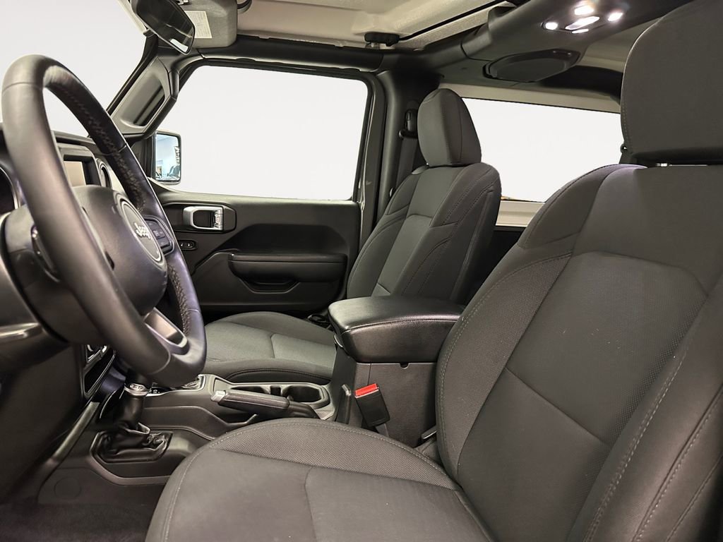 Used 2022 Jeep Wrangler Sport S image 8