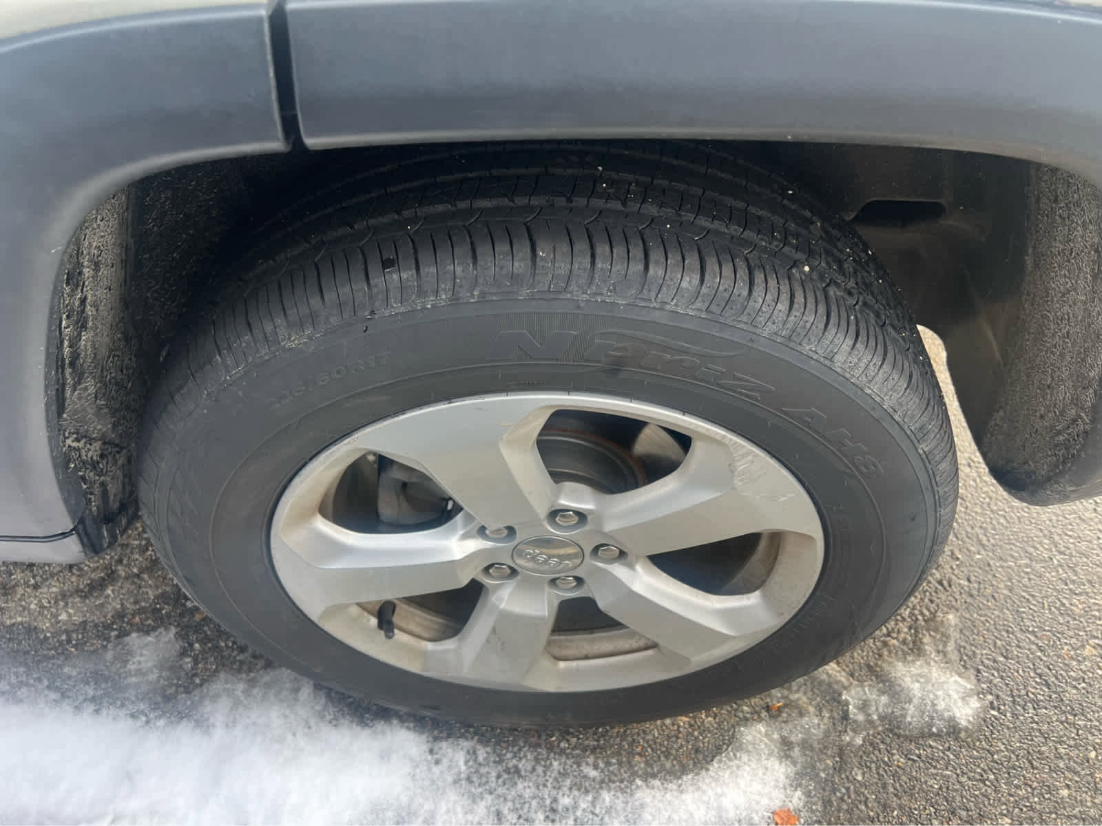 Used 2019 Jeep Compass Latitude w/ Cold Weather Group image 24