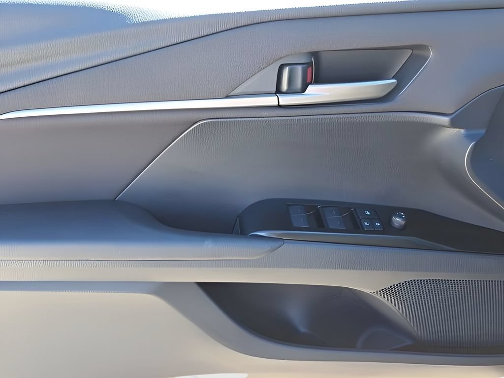 New 2026 Toyota Camry LE w/ Convenience Package FWD image 12