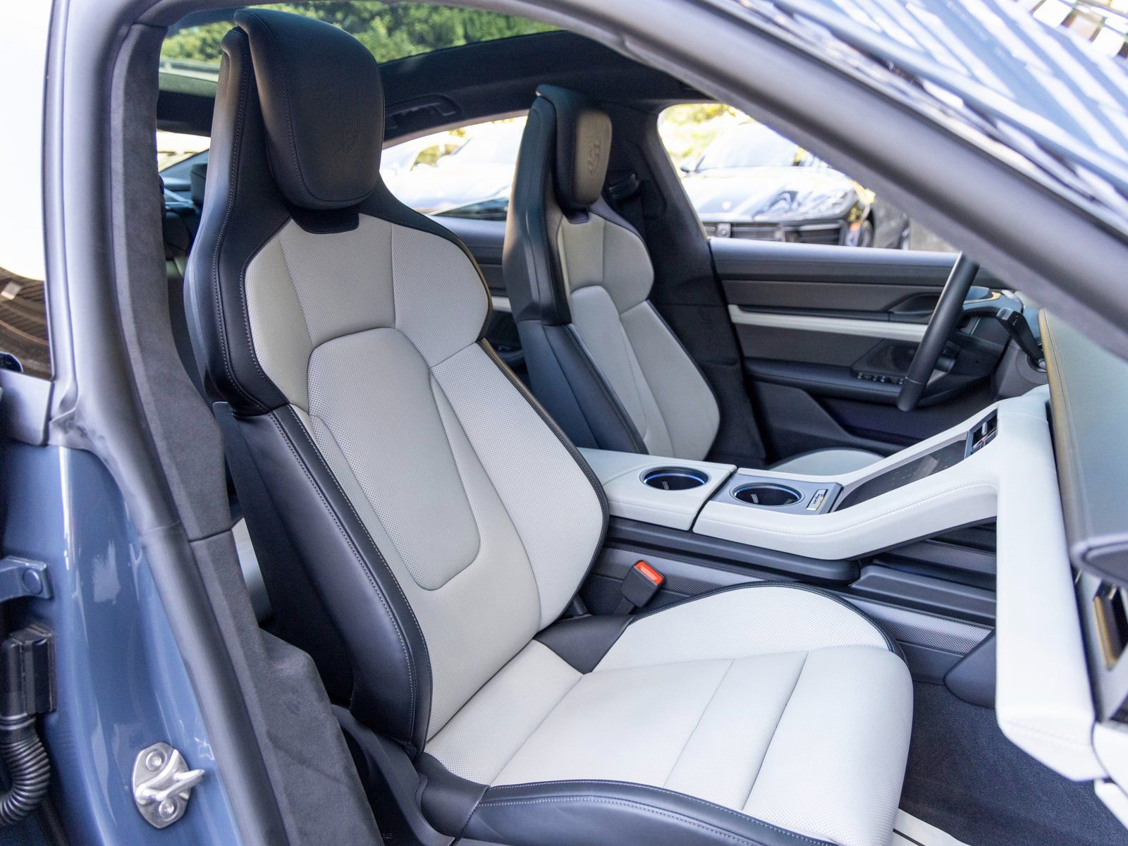 Certified 2025 Porsche Taycan GTS image 60